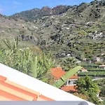 Pink House * Ponta do Sol (Madeira)