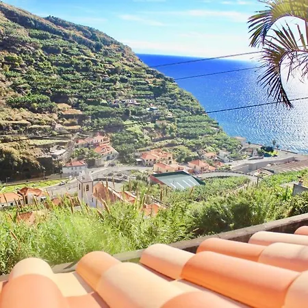 Διαμέρισμα Pink House *