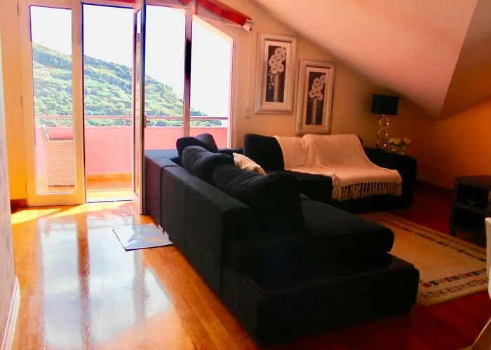 Pink House Ponta do Sol (Madeira)