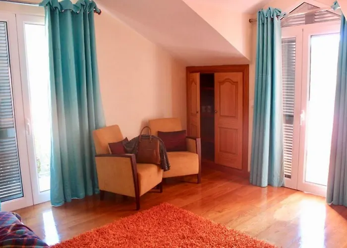 Pink House * Ponta do Sol (Madeira)