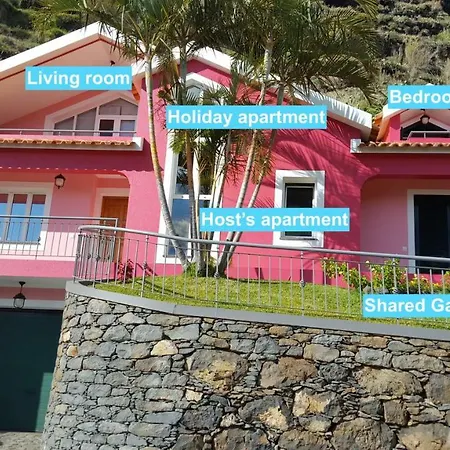 Pink House * Ponta do Sol (Madeira)
