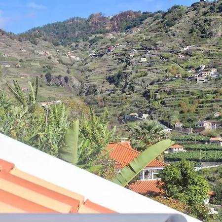 Pink House * Ponta do Sol (Madeira)