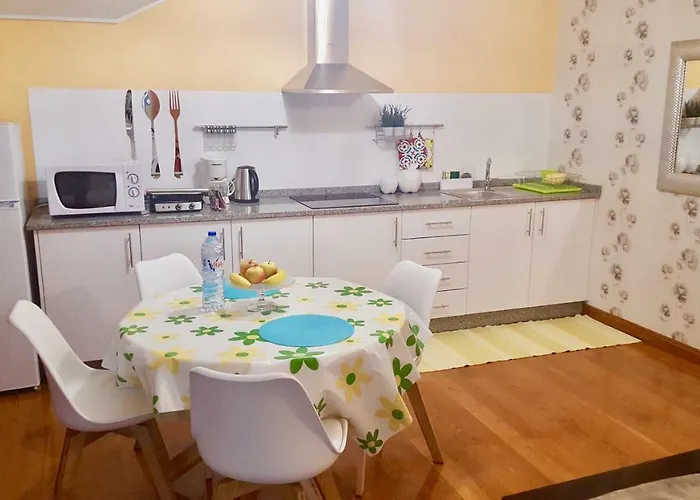 Pink House * Ponta do Sol (Madeira)